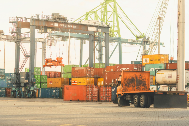 What is Cargo and Freight Transportation? A Complete Beginner’s Guide